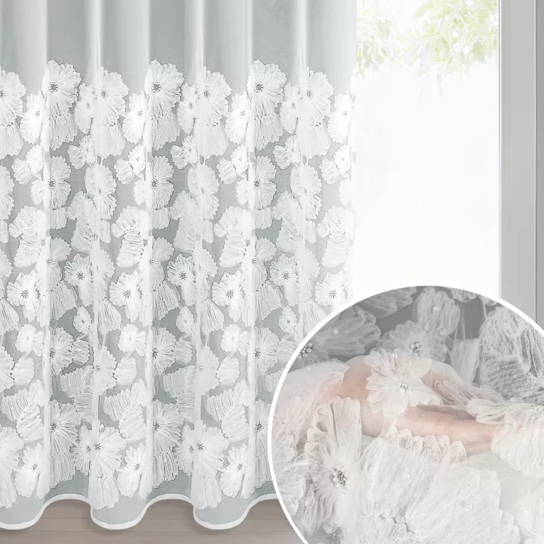 Firana biała z siateczki zdobiona kwiatami z dodatkiem drobnych perełek 3D 140x250 cm przelotka - JASMIN 2 Eva Minge