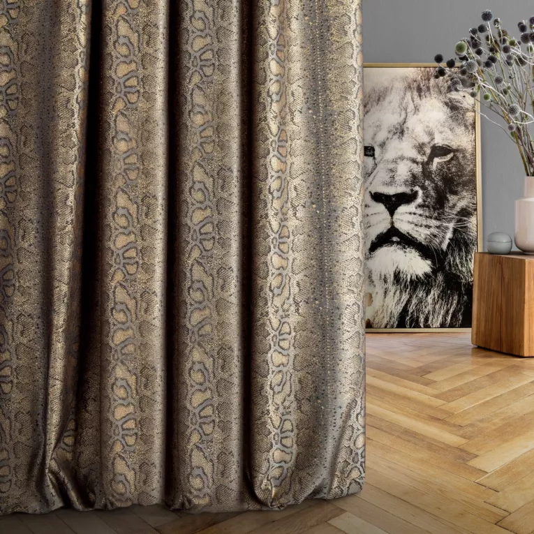 Zasłona szyta na tunelu GISELL stalowo złota z eleganckiej tkaniny w nowoczesny zwierzęcy wzór Italissima Eva Minge