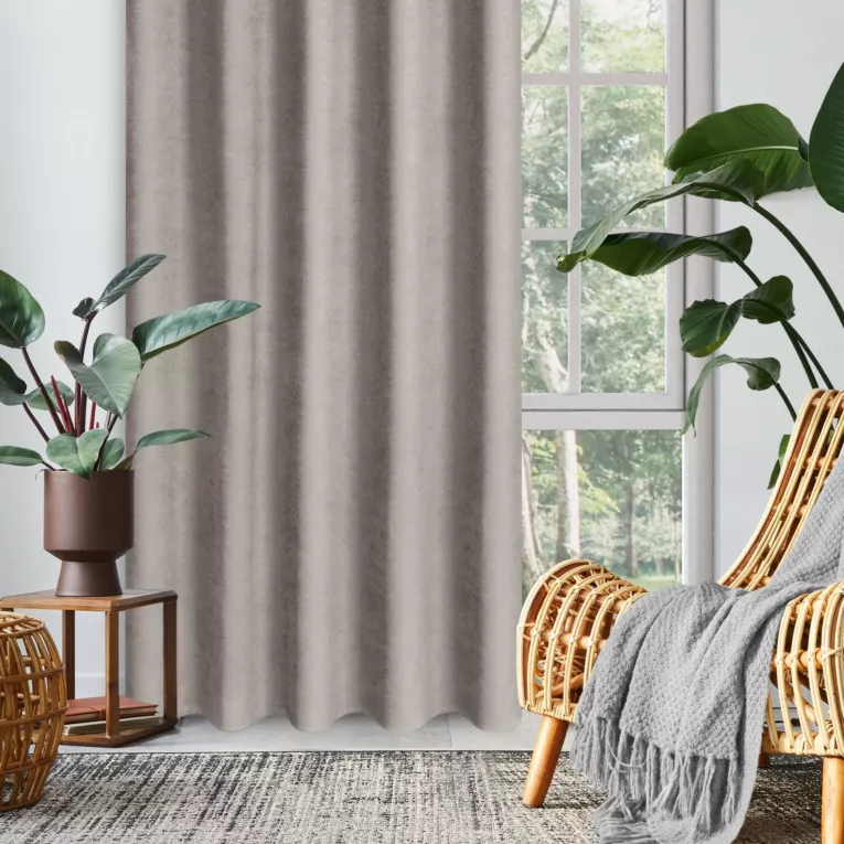 Zasłona brązowa z tkaniny welurowej 280x220 cm szerokość po zmarszczeniu fala 1:1,5 Dora