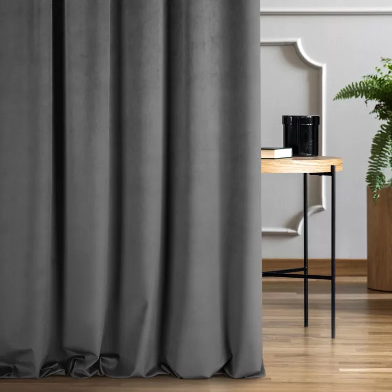 Zasłona szyta na flexach ENYA grafitowa z miękkiej półmatowej tkaniny welwetowej