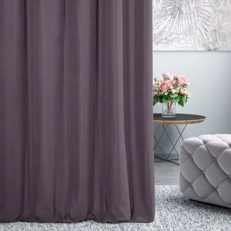 Zasłona szyta na taśmie 5 cm DORA - HIT fioletowa z miękkiej tkaniny o welurowej strukturze