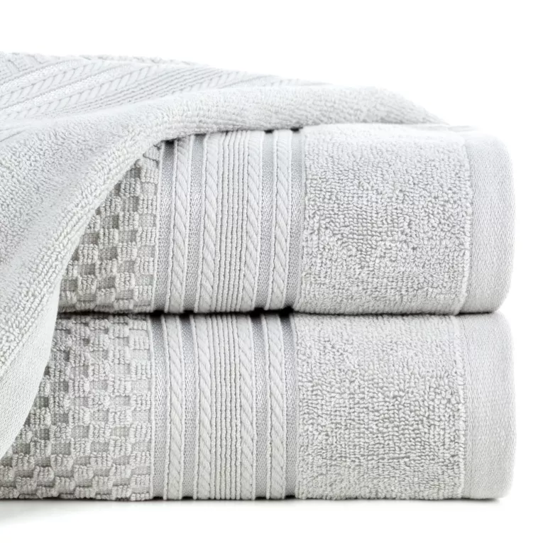 Ręcznik kąpielowy 70x140 cm bawełniany kolor srebrny zdobiony subtelnymi paseczkami 500 g/m2 DAVOS