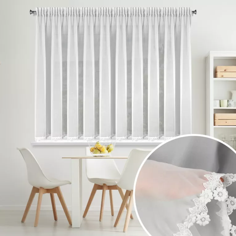 Firana biała z szyfonu zdobiona haftowaną aplikacją 400x145 cm taśma - LILI