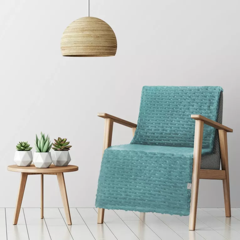 Narzuta na fotel 70x160 cm miętowa z wytłaczanym wzorem pasów LISA Design 91