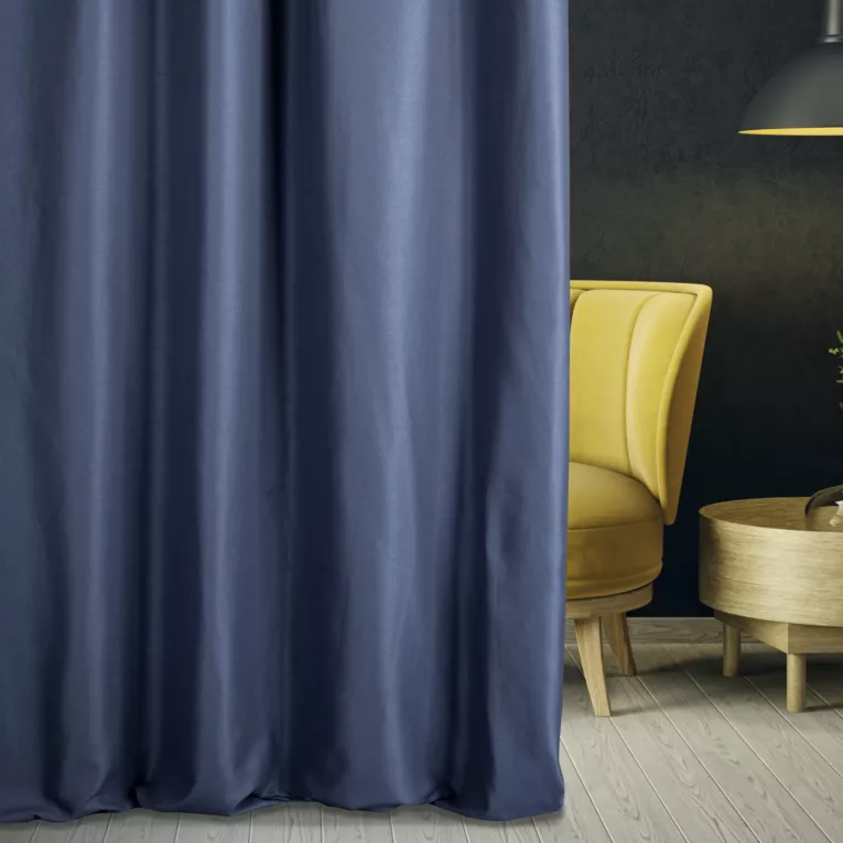 Zasłona szyta na taśmie 5 cm granatowa z eleganckiej matowej tkaniny o drobnym splocie