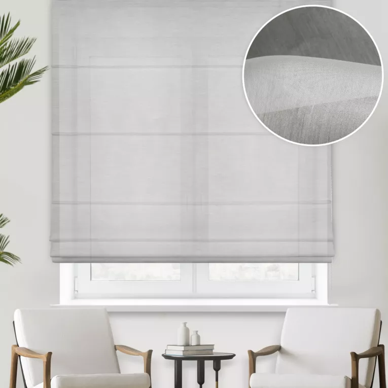 Roleta rzymska MAXIMA kremowa z miękkiej batystowej tkaniny o delikatnym połysku, wykończona obciążnikiem Italissima Eva Minge