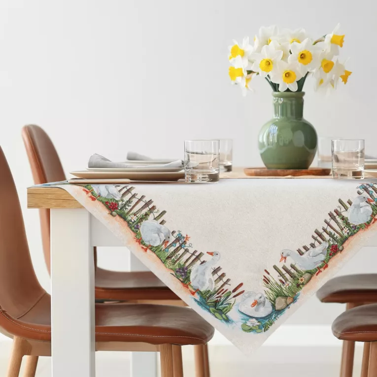 Obrus na stół naturalny 100x100 cm gobelinowy z motywem Gęsi
