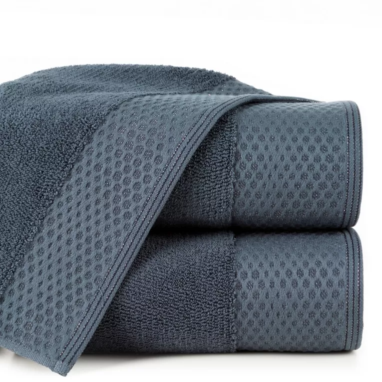Ręcznik kąpielowy 50x90 cm bawełniany kolor stalowy z wyjątkowo puszystym splotem 580g/m2 ANELA