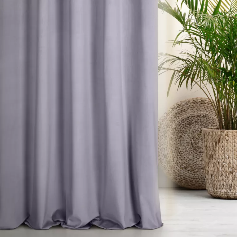 Zasłona szyta na flexach liliowa z miękkiej półmatowej tkaniny welwetowej