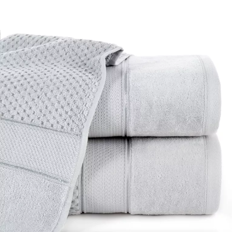 Ręcznik do rąk 30x50 cm bawełniany kolor srebrny z welwetową bordiurą 500 g/m2 JESSI
