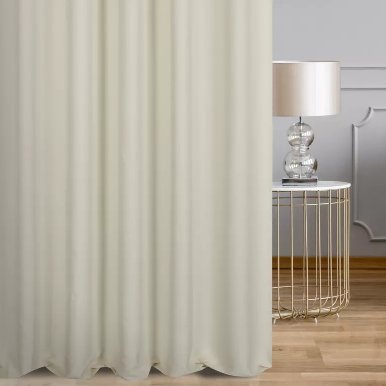 Zasłona szyta na tunelu kremowa z szenilowej tkaniny