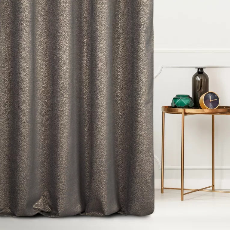 Zasłona szyta na tunelu grafitowo złocista z połyskującej tkaniny z geometrycznym, drobnym wzorem Pierre Cardin