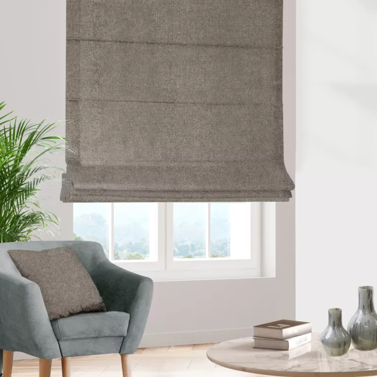 Roleta rzymska brązowa z miękkiej w dotyku tkaniny szenilowej