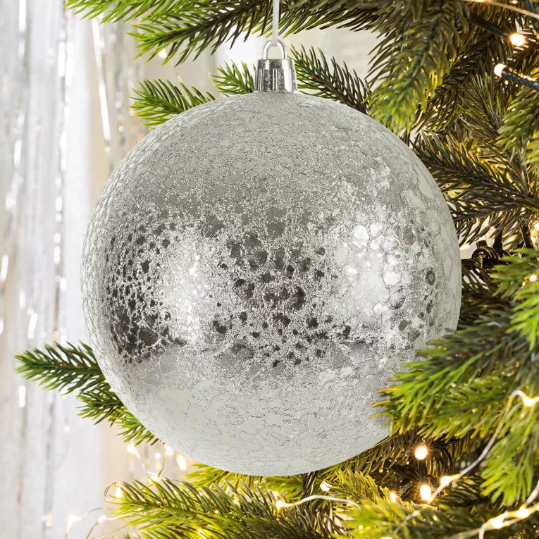 Bombka choinkowa o mrożonej powierzchni