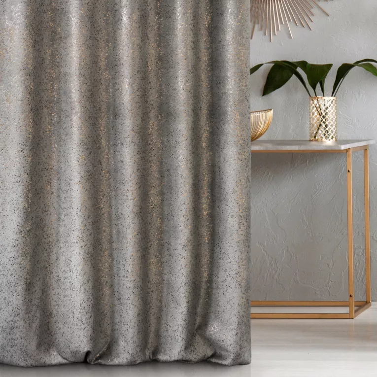 Zasłona szyta na taśmie 5 cm STONE popielata z grubej welwetowej tkaniny w drobny połyskujący wzór