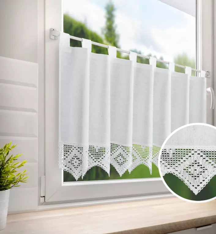 Zazdrostka biała z tkaniny z przewagą bawełny zdobiona koronką 150x60 cm ISAAC