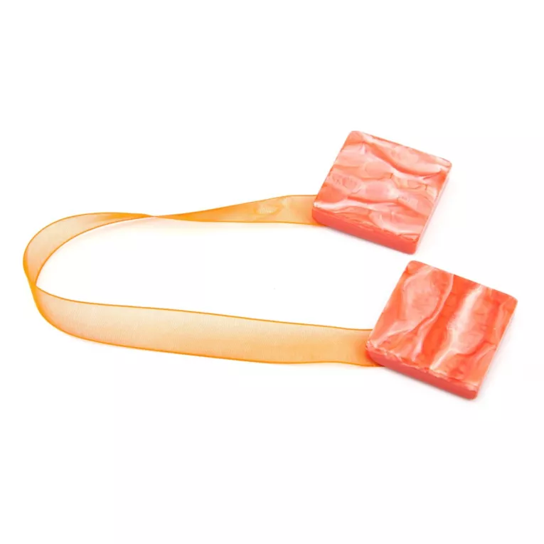 Upinacz dekoracyjny do firan i zasłon z magnesem