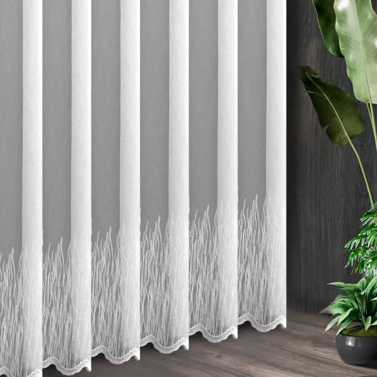 Tkanina firanowa aden z haftowanym fantazyjnym wzorem