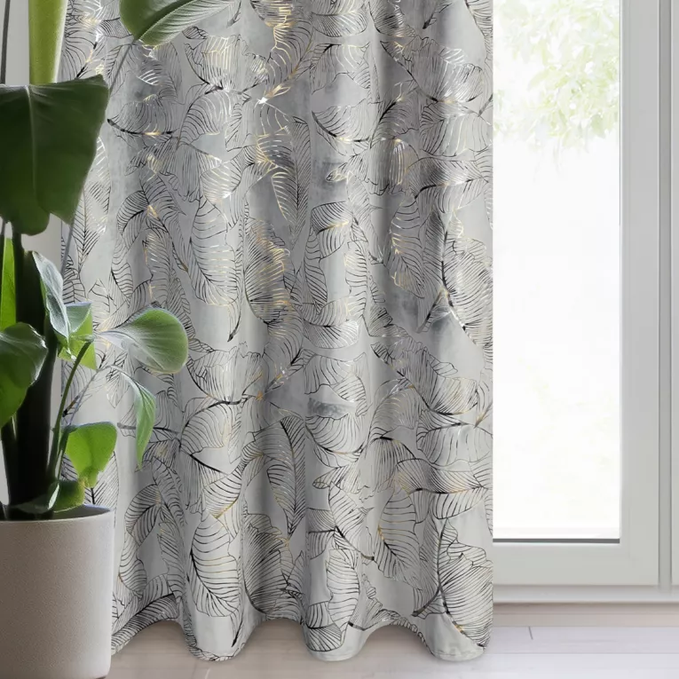 Zasłona stalowo, złocista z metalicznym nadrukiem egzotycznych liści z welwetu 135x250 przelotka - ODETA