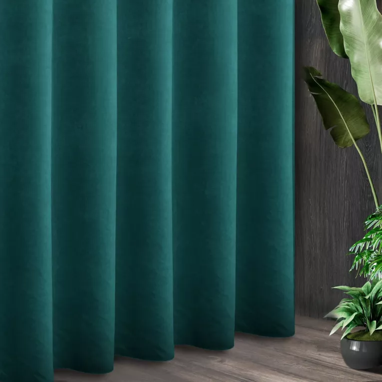 Tkanina zasłonowa ADORE gładka i miękka w dotyku o welurowej strukturze