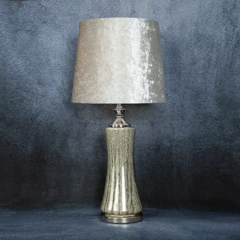 Lampa stołowa ROSA 01 na szklanej podstawie z błyszczącym welwetowym abażurem