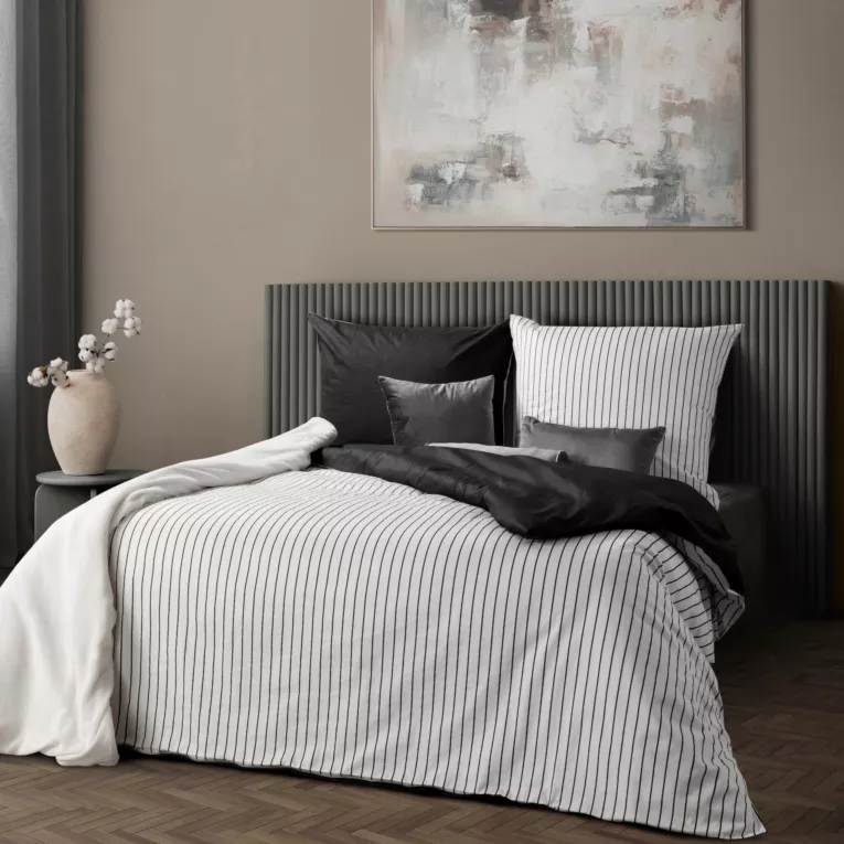 Pościel 140x200 cm komplet 2 częściowy z satyny bawełnianej kolor biało, czarny w paseczki RAYA