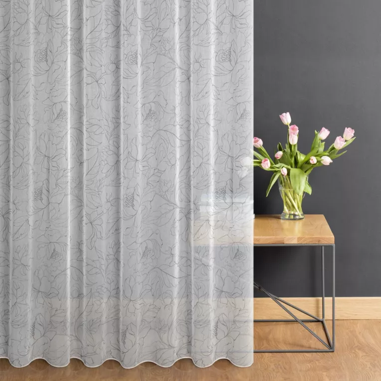 Firana szyta na taśmie 5 cm biało popielata z eleganckiej etaminy w drukowany, modny, botaniczny wzór