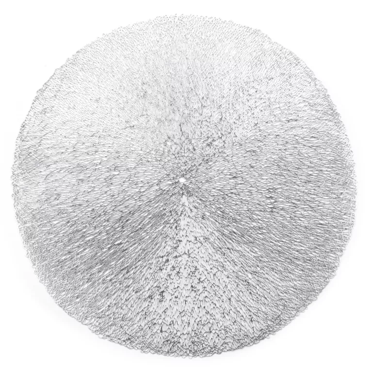 Podkładka okrągła na stół srebrna średnica 38 cm LINDA z delikatnie ażurowym wzorem