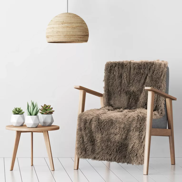 Narzuta na fotel-koc o strukturze miękkiego futra 70x160 cm ciemnobeżowa TIFFANY Design 91