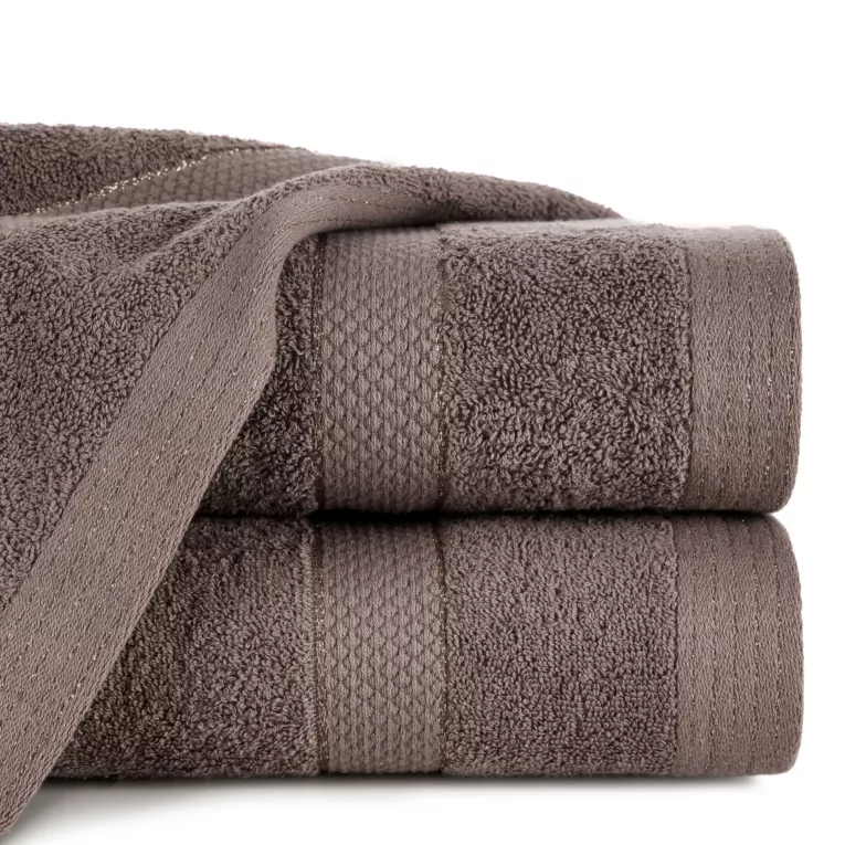 Ręcznik kąpielowy 70x140 cm bawełniany kolor jasnobrązowy z bordiurą w paseczki 500 g/m2 BARI