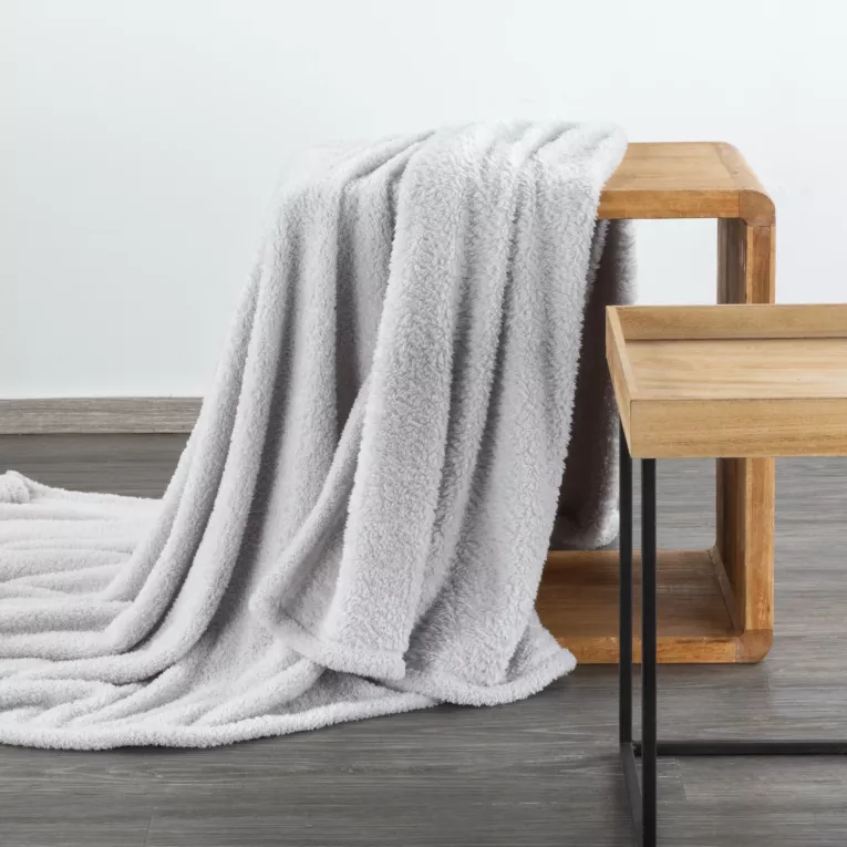 Koc polarowy 200x220 cm srebrny LORI Design 91