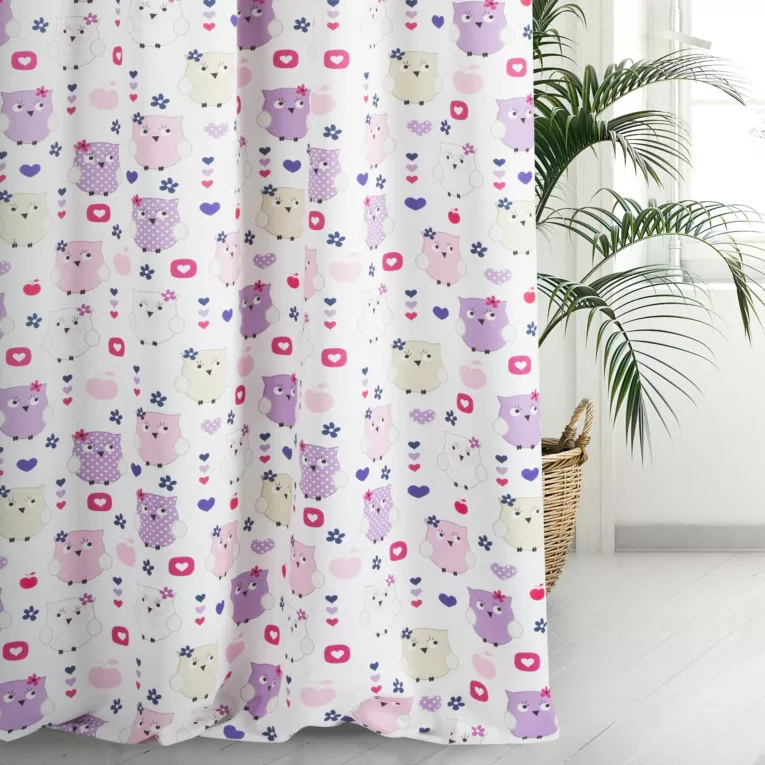 Tkanina zasłonowa zaciemniająca typu blackout z wzorem dziecięcym z sowami, z delikatnym satynowym połyskiem