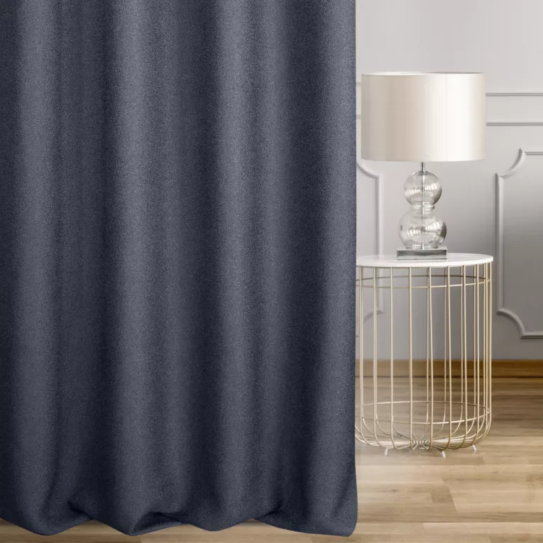 Zasłona szyta na taśmie 5 cm granatowa z tkaniny o naturalnym splocie w stylu eko