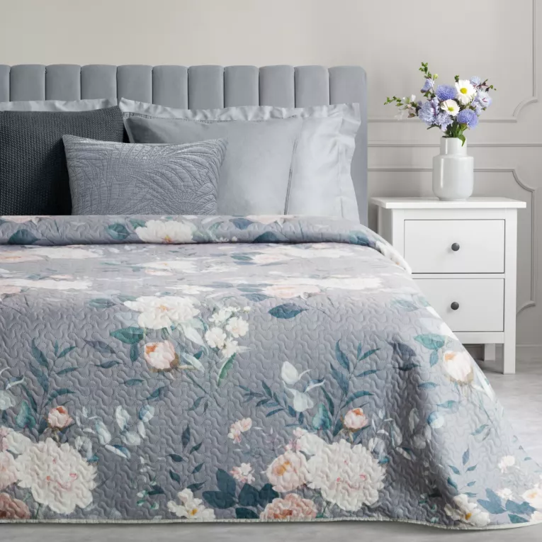 Narzuta welwetowa srebrno, kremowa 200x220 cm zdobiona nadrukiem kwiatów ROSITA
