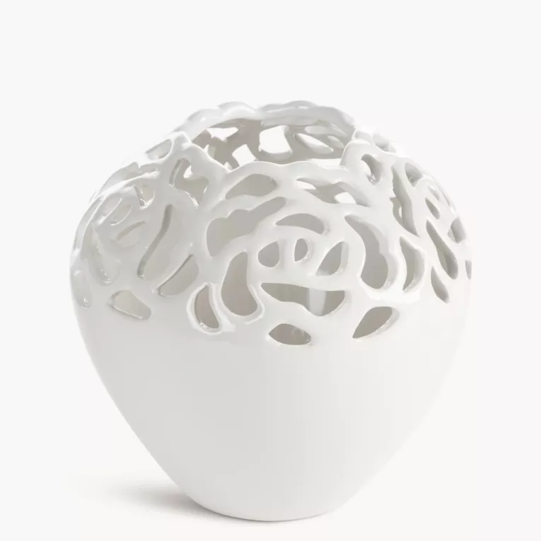 Wazon dekoracyjny biały wykończony ażurowym wzorem 17x17 cm CELIA