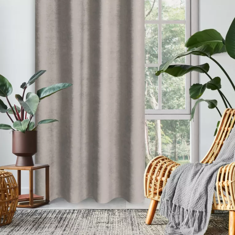 Zasłona brązowa z tkaniny welurowej 160x260 cm przelotka - Dora