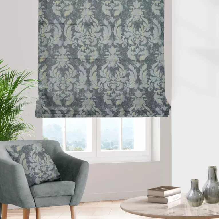 Roleta rzymska niebiesko złota z miękkiej tkaniny w ornamentowy wzór