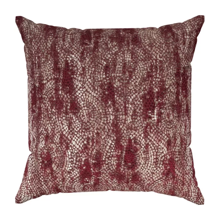 Poszewka szyta bordowo złocista z grubej, welwetowej tkaniny z geometrycznym wzorem, zdobiona delikatnie połyskującym nadrukiem