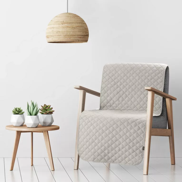 Narzuta ma fotel o strukturze lnu beżowa 70x160 cm pikowana metodą hot press LEN 1 Eurofirany Premium