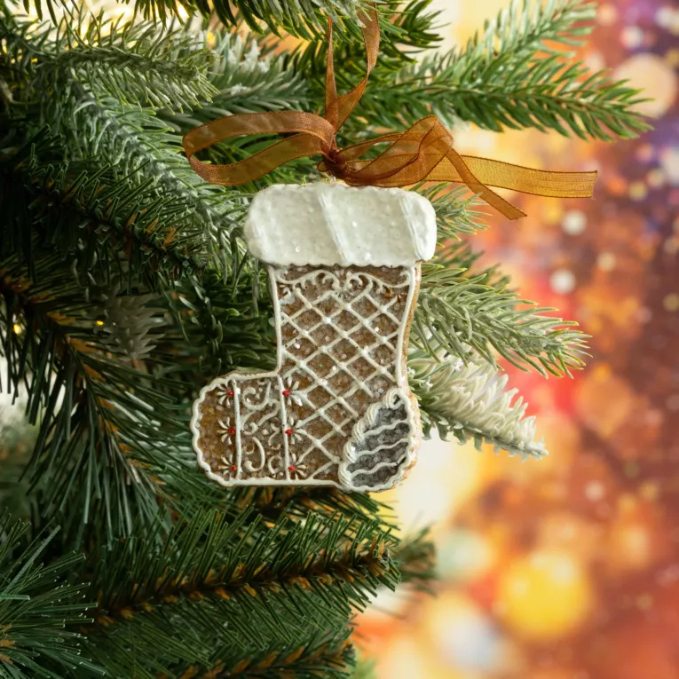 Ozdoba choinkowa SKARPETA ŚWIĄTECZNA z dodatkiem delikatnego brokatu na dekoracyjnej wstążce