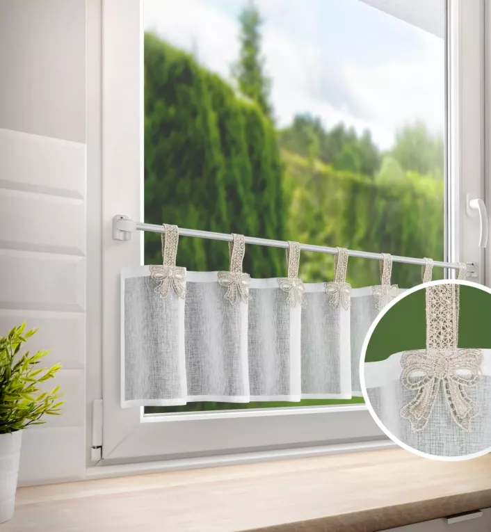 Zazdrostka biało, beżowa z etaminy zdobiona kokardkami 150x30 cm szelki MELISA