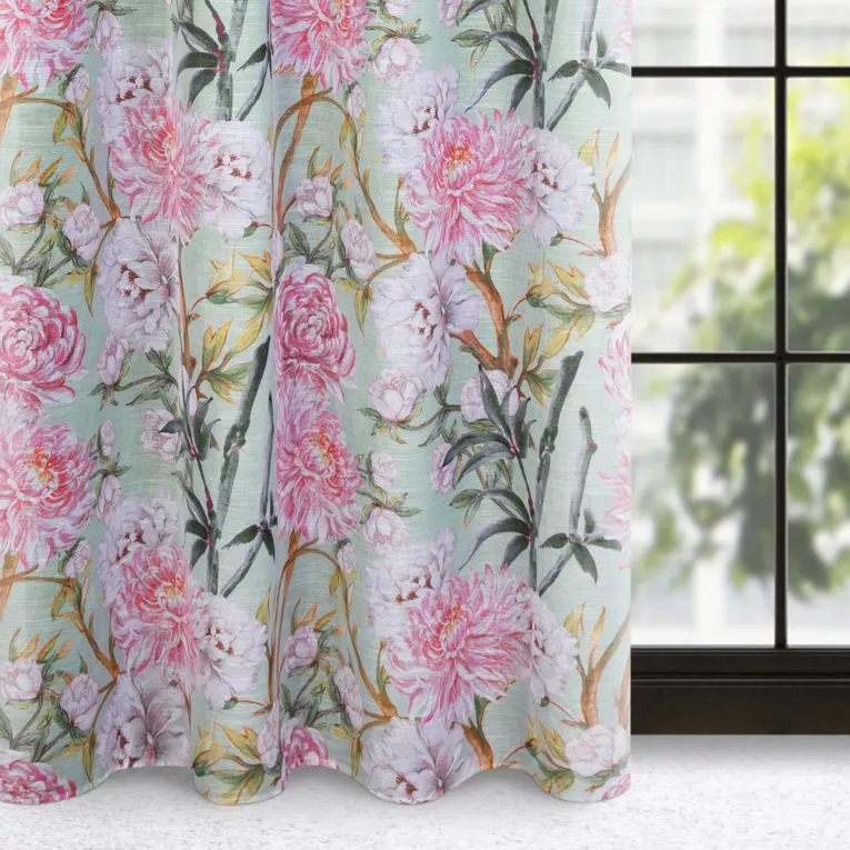 Zasłona miętowo, różowa ze wzorem kwiatów NYDIA 140x250 cm przelotka - NYDIA