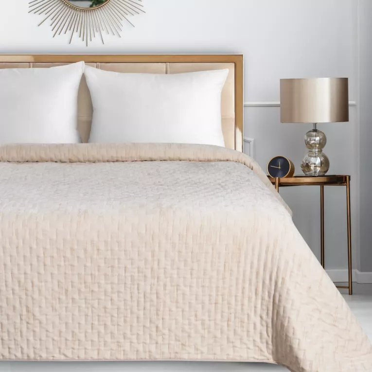 Narzuta szenilowa kremowa 220x240 cm pikowana metodą hot press HELEN1