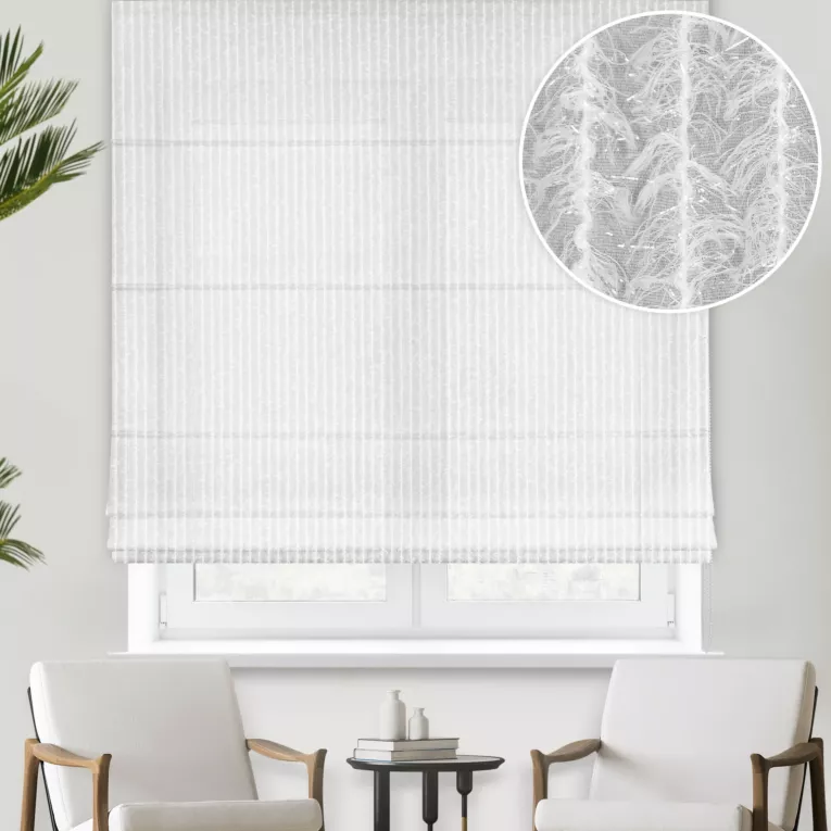 Roleta rzymska biała z tkaniny z aplikacją i haftem