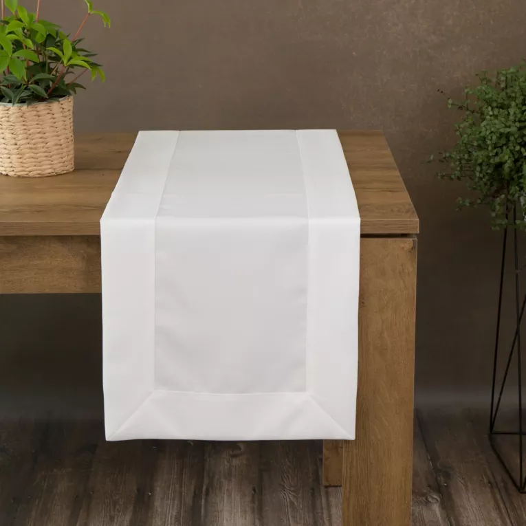 Bieżnik ALEKSA klasyczny z elegancką podwójną kryzą