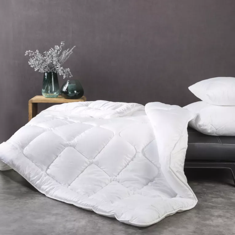 Kołdra PLATINUM z wypełnieniem z naturalnych włókien tencel, antyalergiczna