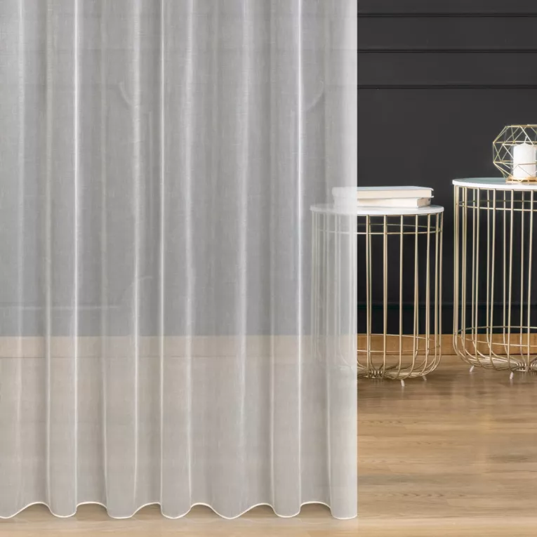 Firana szyta na taśmie fala kremowa z miękkiej tkaniny o naturalnym splocie