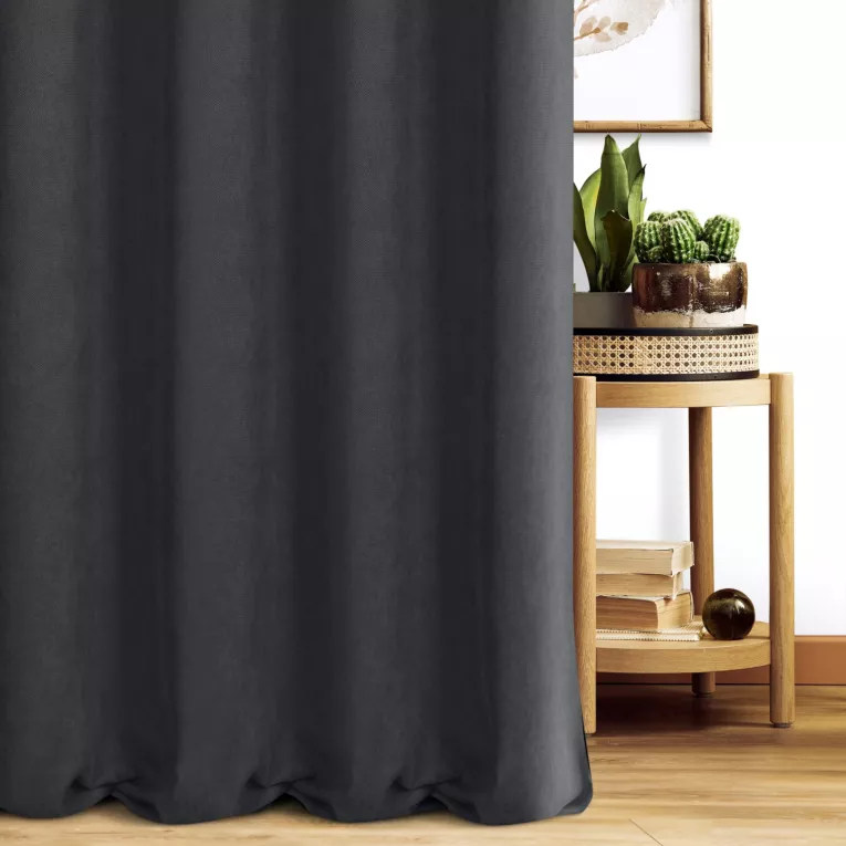 Zasłona szyta na flexach stalowa z miękkiej tkaniny o welurowej strukturze