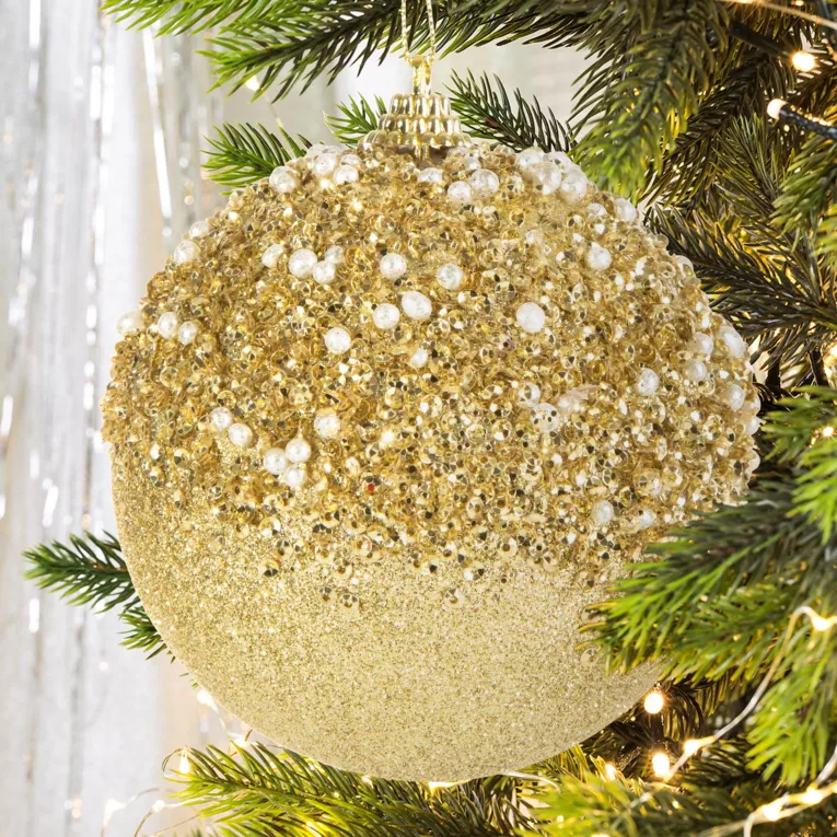 Bombka choinkowa zdobiona brokatem, cekinami, perełkami