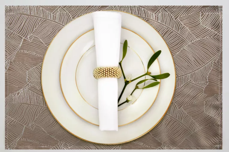 Komplet serwetek 4 szt 30x40 cm ciemnobeżowo, biały ISLA z żakardowym wzorem liści bananowca